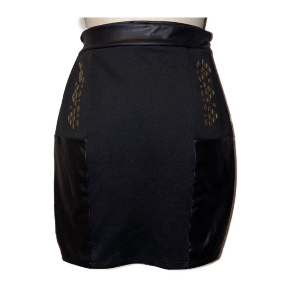 Elegant Black Women's Skirt